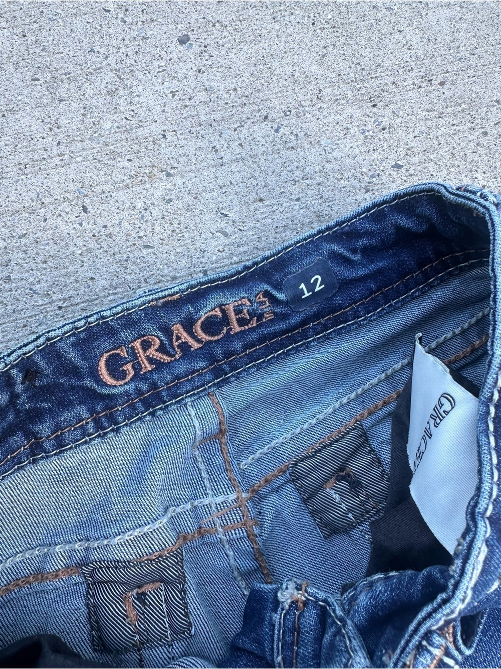 Grace in Denim — kids Blue Embroidered Horse Pocket Jeans - Picture 2 of 4